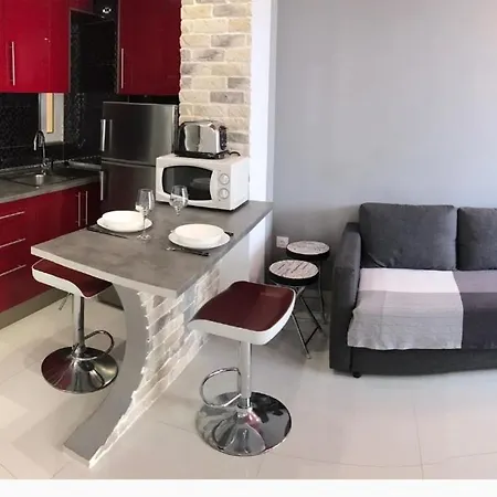 Torres De Yomely Apartamento شقة أرونا